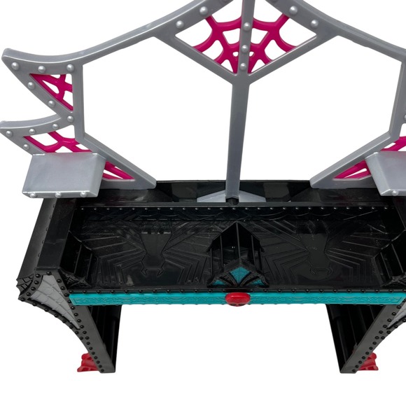 Monster High Frights Camera Action‎ Dressing Room Replacement Vanity Parts - Picture 2 of 7